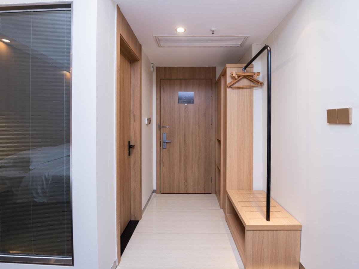 Country Inn&suites By Radisson, Pvg Hotel 4*