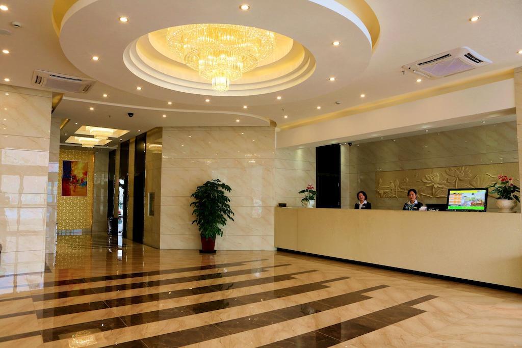 Hotel Country Inn&suites By Radisson, Pvg 4*