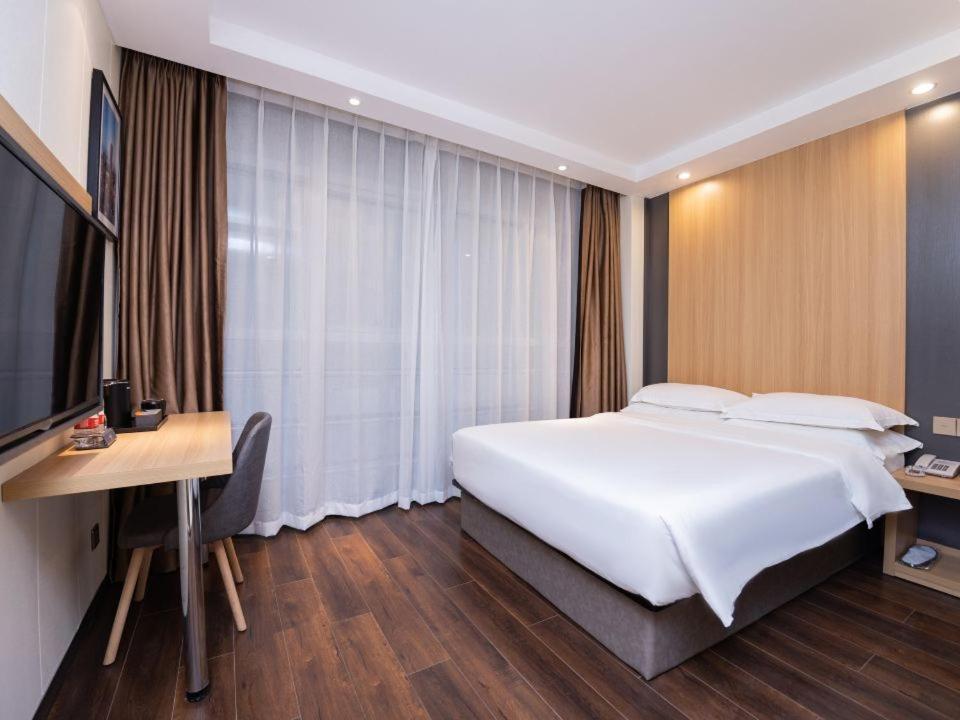 Country Inn&suites By Radisson, Pvg Hotel